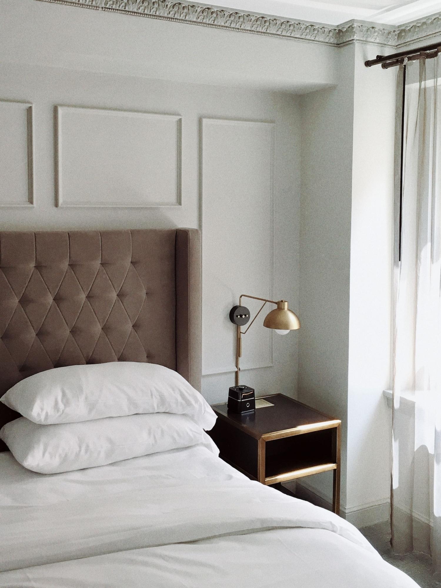 Hotel Phillips Kansas City, Curio Collection By Hilton Eksteriør billede