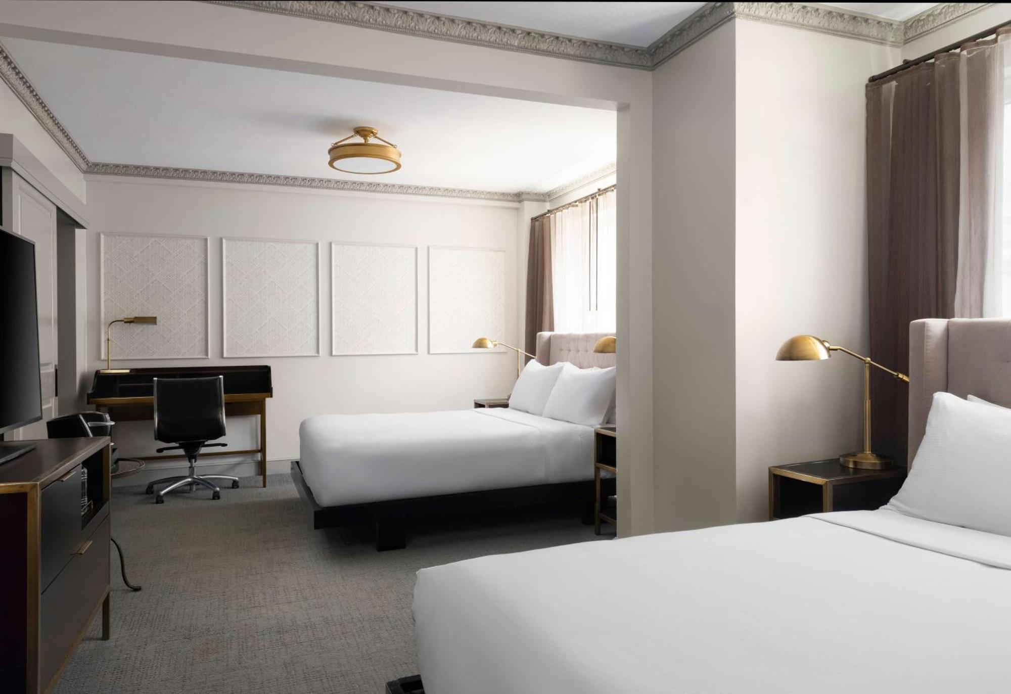 Hotel Phillips Kansas City, Curio Collection By Hilton Eksteriør billede