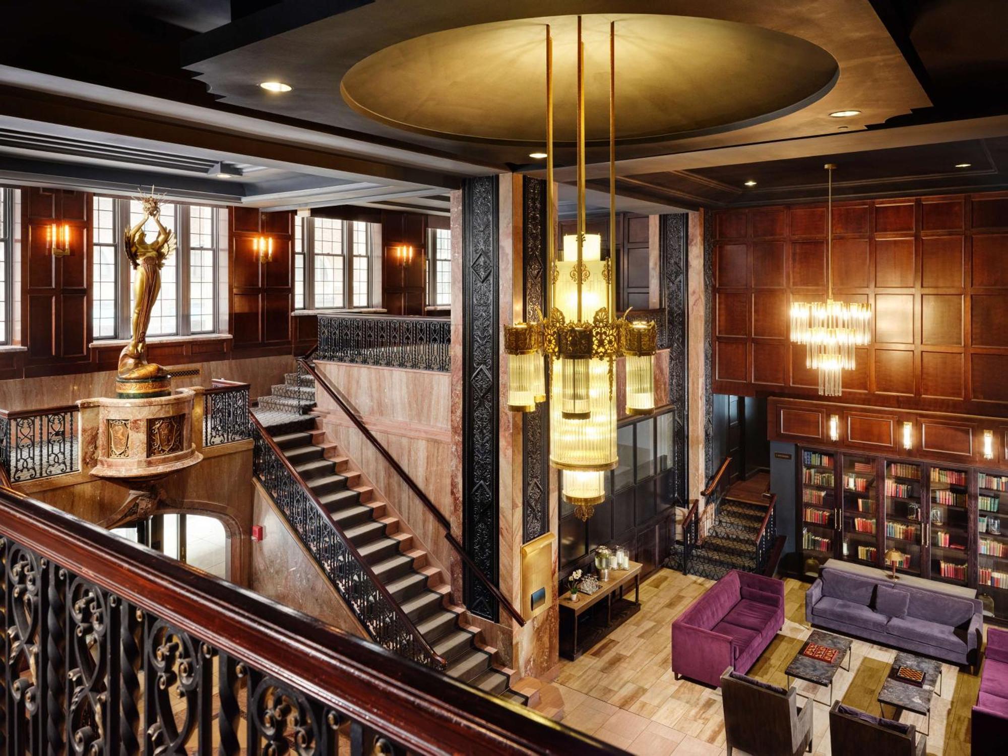 Hotel Phillips Kansas City, Curio Collection By Hilton Eksteriør billede